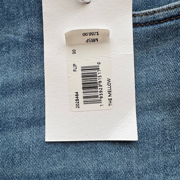 Frame The Mellow Mid Rise Jean - Picture 3 of 9